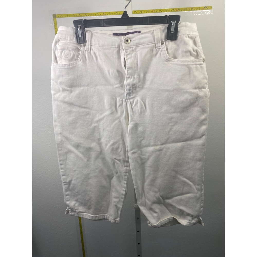Gloria Vanderbilt Womens White Denim Bermuda Shorts Embroidered Pockets Size 8